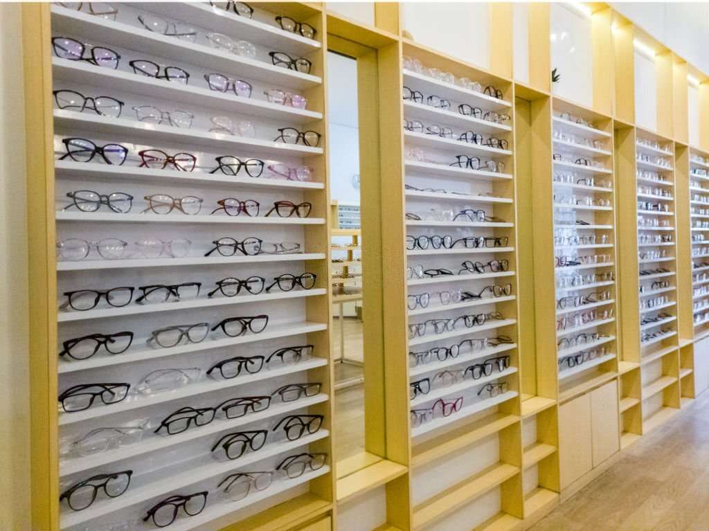 Lalith Opticals in Kavalkinaru